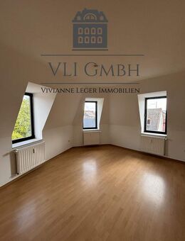 Charmante Dachgeschosswohnung in Toplage am St. Johanner Markt - Kaltenbachstraße 6, Saarbrücken - Saarbrücken