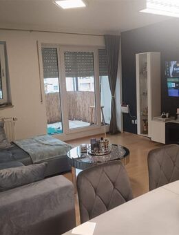 2 Zi-ETW mit Balkon + TG in Niefern Top Zustand - Niefern-Öschelbronn