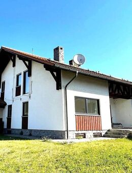 Großzügiges Familiendomizil mit Wintergarten und Einliegerwohnung - Wohnen in ruhiger Siedlungslage! - Winzer