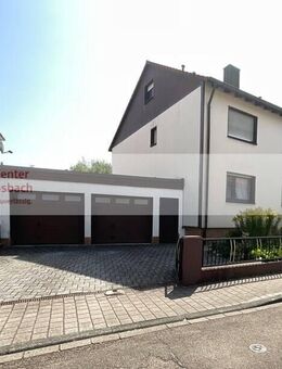Großzügiges Zweifamilienhaus mit Garten, Balkon, ausgebautem DG in ruhiger Lage von Rastatt - Rastatt