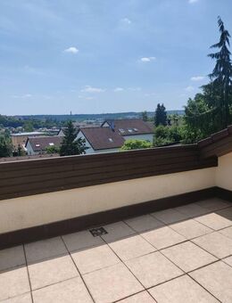 ***ATTRAKTIVE EIGENTUMSWOHNUNG IM 1.OG MIT BLICK ÜBER ANSBACH*** - Ansbach