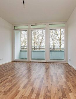 Sanierte 5-Zimmer-Wohnung mit geschickter Raumaufteilung für Selbstnutzer und Kapitalanleger in - München