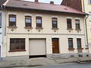 Vielseitiges Mehrfamilienhaus mit Hinterhaus und Entwicklungspotenzial - Schöningen