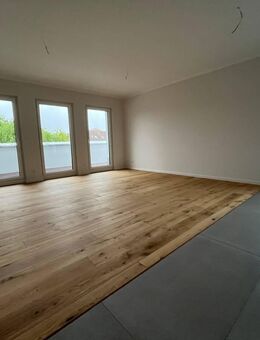 Zur Miete - Geräumiges 3-Zimmer-Penthouse mit Dachterrasse E R S T B E Z U G - Heiligenhafen