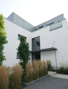 Rendite, Neubau, MFH mit 8 Einheiten, voll vermietet - Langenfeld (Rheinland)