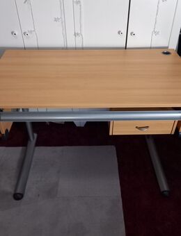 Schreibtisch zu verkaufen - Haan