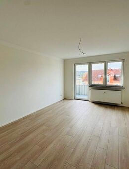 Hell - freundlich - modernisiert: Gemütliche Wohnung mit Balkon - Klingenberg (Main)