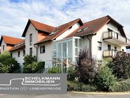 Große Dachgeschosswohnung mit Balkon und perfektem Blick ins Grüne - Haina