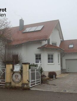 Großzügiges Einfamilienhaus in ruhiger Wohnlage von Brunn/Laaber - ideal auch für zwei Generationen - Brunn (Bayern)