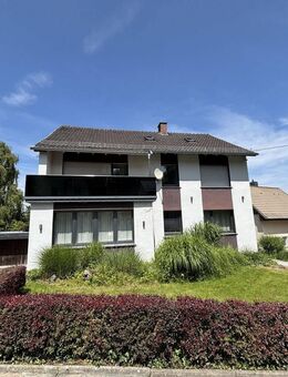 Attraktives 3-Familienhaus mit Gewerbeeinheit - vielseitig nutzbar und ideal gelegen - Hemer