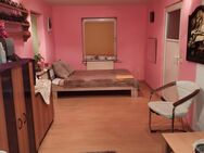 Vermiete möbliertes Zimmer ca. 25qm - Berlin Marzahn-Hellersdorf