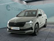 Skoda Karoq, 2.0 TSI Sportline 4xSHZ, Jahr 2023 - München