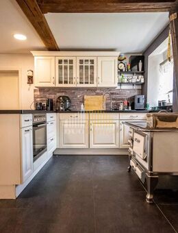 Immobilie mit Bauland - Idesheim