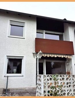 Platz für die ganze Familie - 1 3 0 qm Reiheneckhaus mit Sonnenterrasse und Spielgarten in TOP Lage - Roth (Bayern)