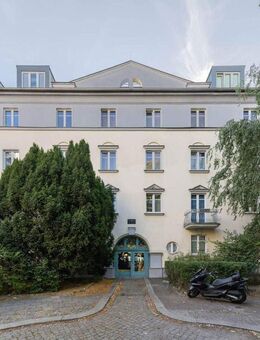 BEZUGSFREIE 1-ZIMMER-WOHNUNG MIT ALTBAUFLAIR IN BERLIN - Berlin