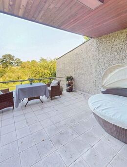 Traumhafte Erdgeschosswohnung mit großer Terrasse und Gartenanteil! - Magdeburg