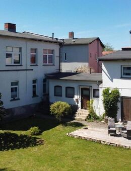 Großzügiges Mehrgenerationenhaus mit Nebengebäude - Nähe Barther Hafen - Barth