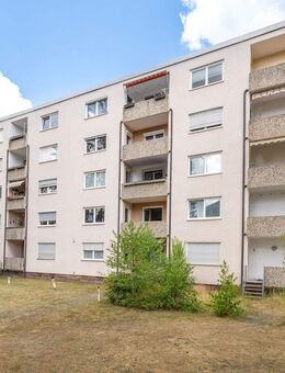 Attraktive 4-Zimmer-Wohnung mit Balkon und Stellplatz - Röthenbach (Pegnitz)