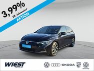 VW Golf, 2.0 TSI VIII Style, Jahr 2022 - Darmstadt