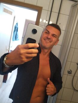 Ich suche eine feste Freundin. - Stuttgart