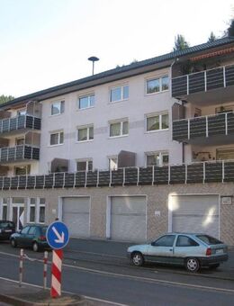 DREI-ZIMMER-WOHNUNG MIT BALKON IN ALTENA - Altena