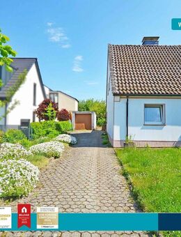 Trier-Heiligkreuz: Renovierungsbedürftige Doppelhaushälfte mit Garage und Garten in beliebter Lage - Trier