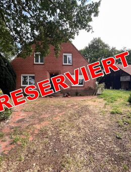 Provisionsfrei für Käufer! Sanierungsbedürftiger Resthof mit großem Grundstück von ca. 170.000 m²! - Twist