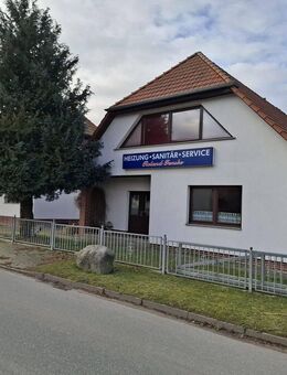 Wohnhaus mit nebenstehenden Büro/Werkstattgebäude - Ideal für Büro, Familie, Handwerk - Velgast