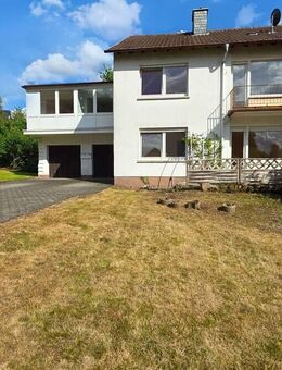 Großzügiges 2-Familienhaus in sonniger Lage von Gelnhausen - Gelnhausen