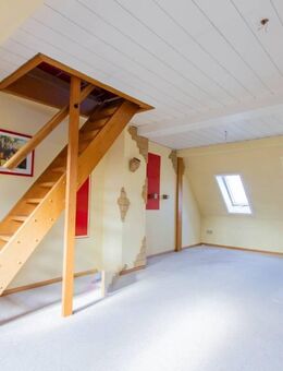 Stadtnahe Maisonette-Dachgeschosswohnung- Ihr neues Zuhause oder eine clevere Kapitalanlage! - Castrop-Rauxel