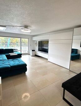 **MÖBLIERTES Apartment + RHEINBLICK + BADEPLATZ + PKW Stellplatz ** - Büsingen (Rhein)