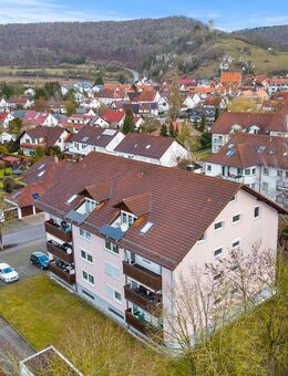 In einem ruhigen Wohngebiet! Helle 3,5-Zimmer-Eigentumswohnung mit Sonnenbalkon - Schelklingen