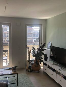 Helle 3-Zimmer-Wohnung mit Balkon in Rahlstedt - Wentzel Dr. - Hamburg