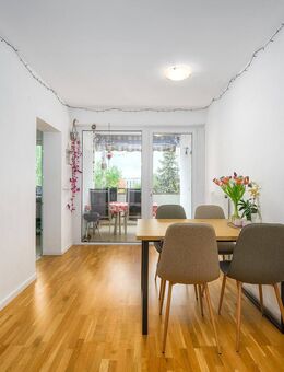 Großzügige Wohnung mit Aufzug, Balkon und drei Schlafzimmern in zentraler Lage von Regensburg - Regensburg