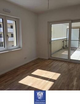 Barrierefreie Familienwohnung am Neustädter Hafen mit Balkon im Erstbezug! Lift! - Dresden