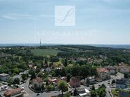 Architekturhighlight! 4R Dachgeschoß Wohnung in bester Lage von Bühlau mit Fahrstuhl und Stellplatz - Dresden