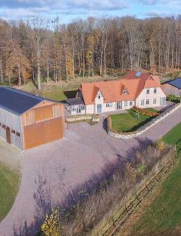 Exklusiv Wohnen in Alleinlage - Architektur, Komfort und Natur perfekt vereint - Rabenkirchen-Faulück