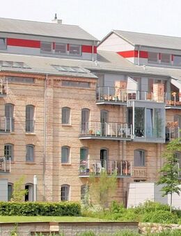 Exklusive 4-Zimmer-Eigentumswohnung mit 3 Etagen in direkter Warnow-Nähe mit PKW-Stellplatz - Rostock