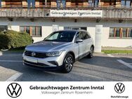 VW Tiguan, 2.0 TDI Active, Jahr 2022 - Raubling