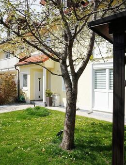 Haus im Haus, wohnen Sie auf ganz besondere Weise in Puchheim mit eigenem Garten! - Puchheim