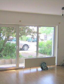 Solide Kapitalanlage - vermietetes 1-Zimmerapartment im EG mit Terrasse & Stellplatz - Hochheim (Main)