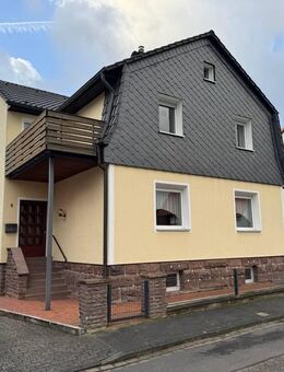 Gepflegtes Zweifamiienhaus in ruhiger Lage von Dassel - Dassel