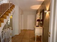 Attraktive 3 Zimmer Dachgeschoss-Wohnung mit großer Dachterrasse - Exklusive-Lage von Baden-Baden - Baden-Baden