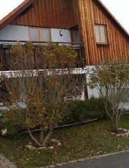 Sulzfeld - schöne 3,5 Zimmer-Wohnung ab sofort - Sulzfeld (Main)