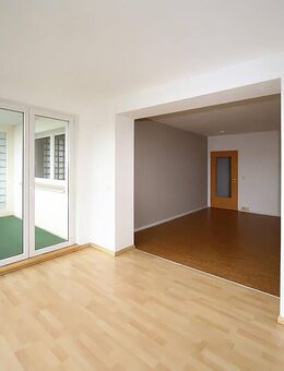Sonnige 3-Raumwohnung mit Wintergarten - Eisleben (Lutherstadt)