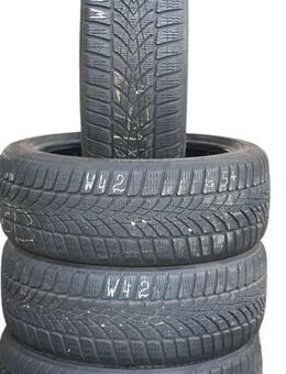 4x Winterreifen DUNLOP SP SPORT 4D DSST (RSC) 205/45R17 88V(MIL)W42 DOT 3118 - Euskirchen Zentrum