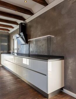 Stilvolle Dachgeschosswohnung in attraktiver Wohnlage von Kirchweyhe! - Weyhe