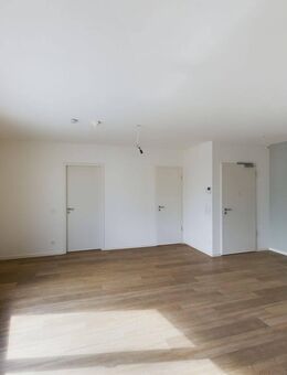 JETZT FREI! neuwertige Penthousewohnung im Herzen Esslingens mit einmaliger Terasse und Aussicht - Esslingen (Neckar)
