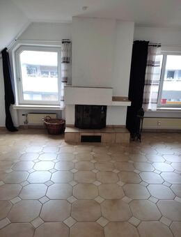 Attraktive Dachgeschosswohnung mit Kamin mitten in der Stadt! - Meinerzhagen