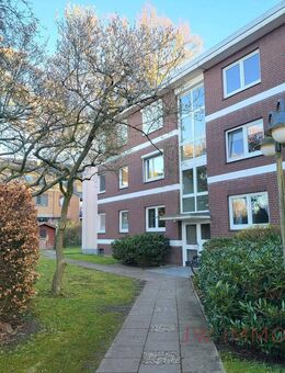 Top Lage! Modernisiert! 3,5 Zimmer mit Balkon - Hasloh